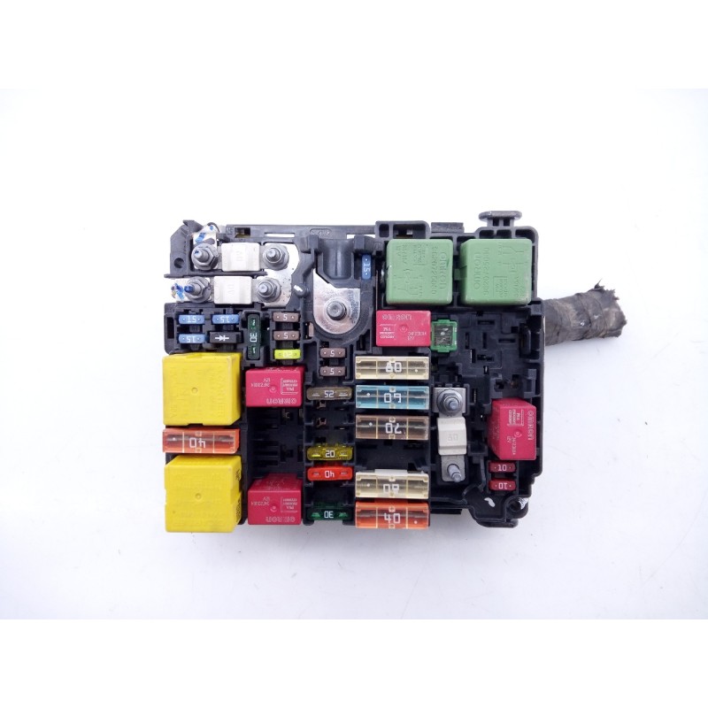 Recambio de caja reles / fusibles para peugeot 208 active referencia OEM IAM 452915002  E3-B2-44-3