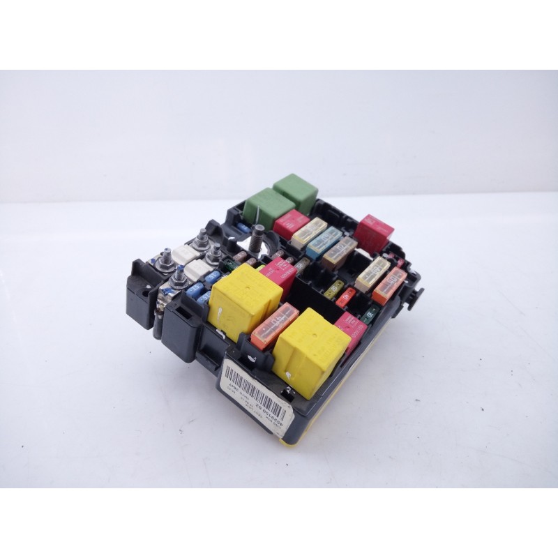 Recambio de caja reles / fusibles para peugeot 208 active referencia OEM IAM 452915002  E3-B2-44-3