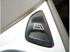 MANDO ELEVALUNAS DELANTERO DERECHO 