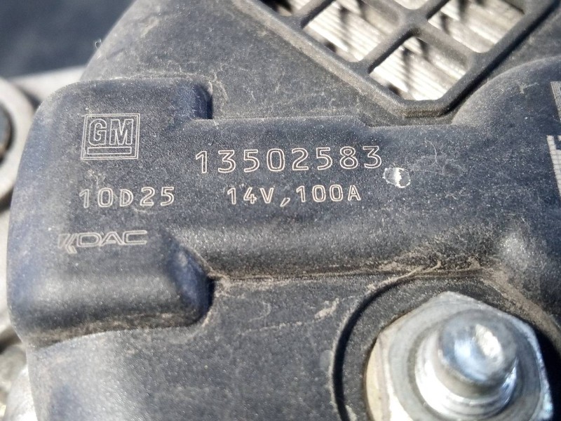 Recambio de alternador para opel insignia berlina cosmo referencia OEM IAM 13502583  P3-B5-22-2