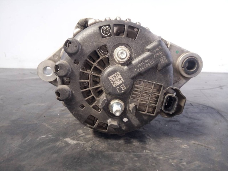 Recambio de alternador para opel insignia berlina cosmo referencia OEM IAM 13502583  P3-B5-22-2