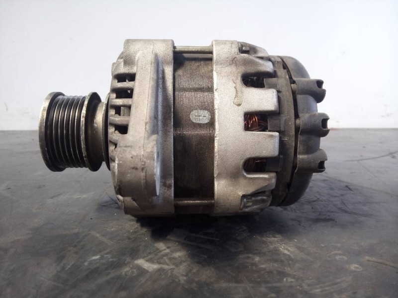 Recambio de alternador para opel insignia berlina cosmo referencia OEM IAM 13502583  P3-B5-22-2