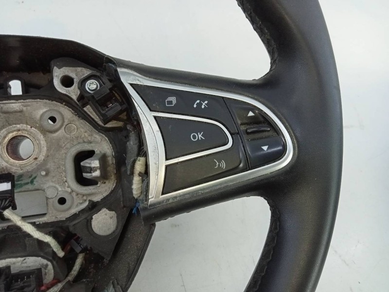 Recambio de volante para renault scenic iv grand limited referencia OEM IAM 484001840R  E1-A1-47-2