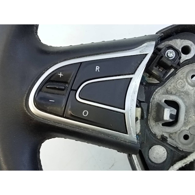 Recambio de volante para renault scenic iv grand limited referencia OEM IAM 484001840R  E1-A1-47-2