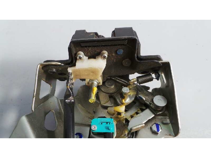 Recambio de cerradura maletero / porton para toyota rav 4 advance referencia OEM IAM 06261342 1638000062 E2-B4-10-1