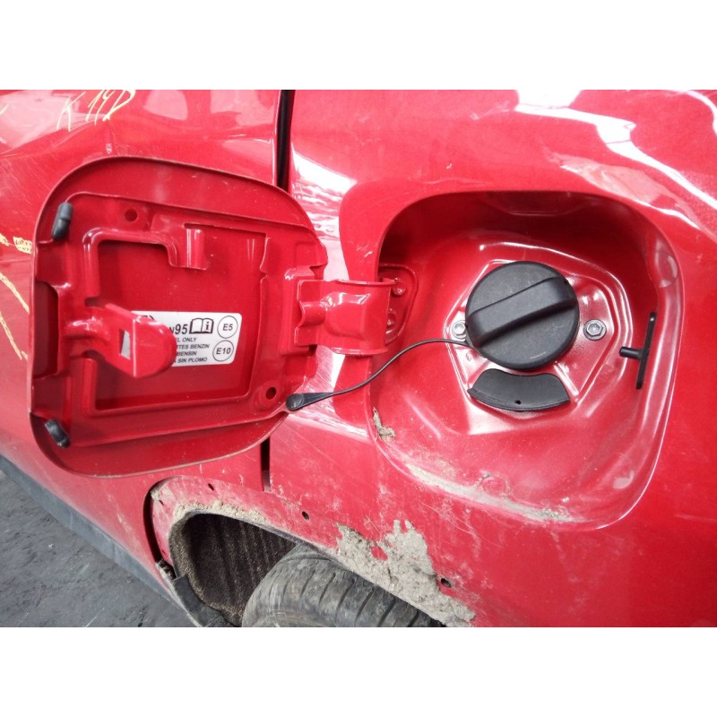 Recambio de tapa exterior combustible para suzuki vitara 1.4 s 4x2 referencia OEM IAM   
