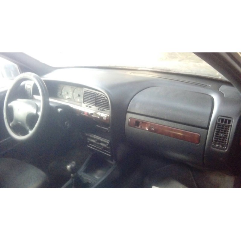 citroen xantia berlina del año 1999