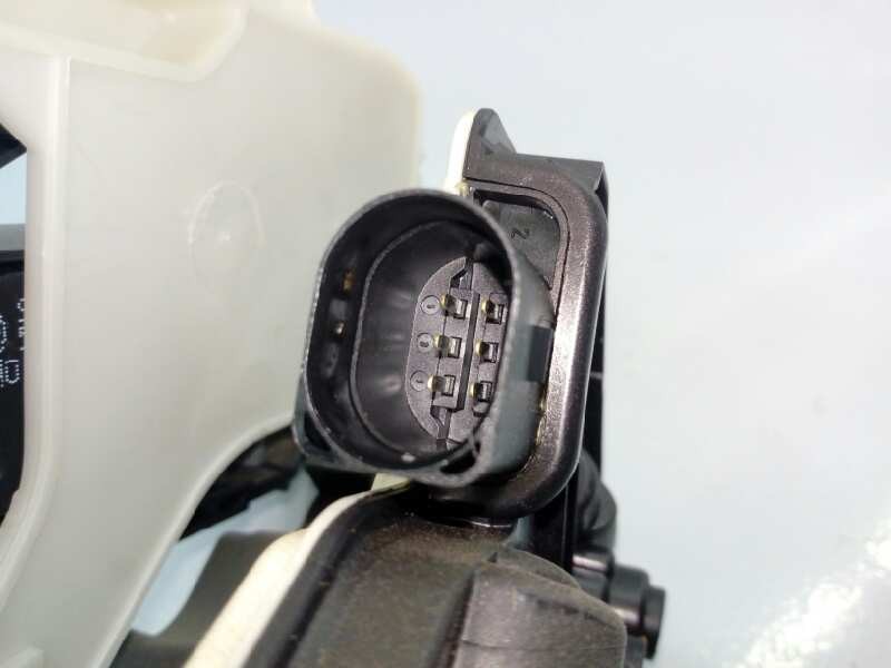 Recambio de cerradura puerta trasera derecha para volkswagen tiguan (5n2) advance bluemotion referencia OEM IAM   E1-B6-8-3