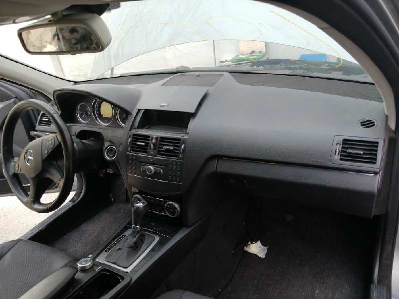 Recambio de salpicadero para mercedes-benz clase c (w204) familiar 200 t cdi (204.207) referencia OEM IAM   