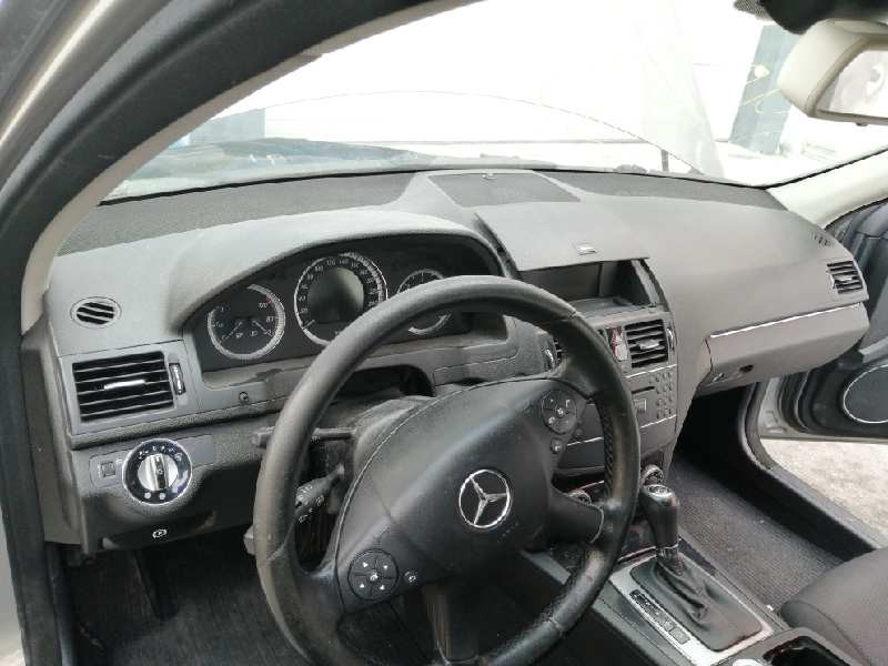 Recambio de salpicadero para mercedes-benz clase c (w204) familiar 200 t cdi (204.207) referencia OEM IAM   