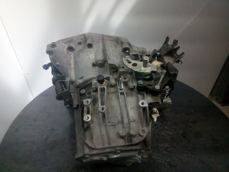 Recambio de caja cambios para citroën c5 berlina business referencia OEM IAM 20MB25  M1-B2-118