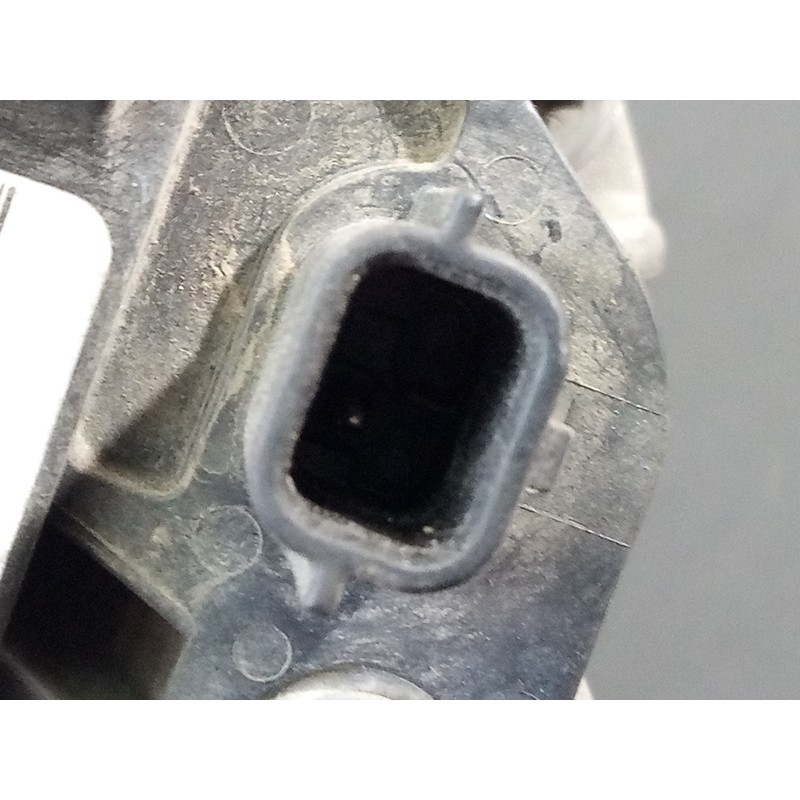 Recambio de alternador para dacia sandero stepway referencia OEM IAM 231005933R  P3-B6-4-2