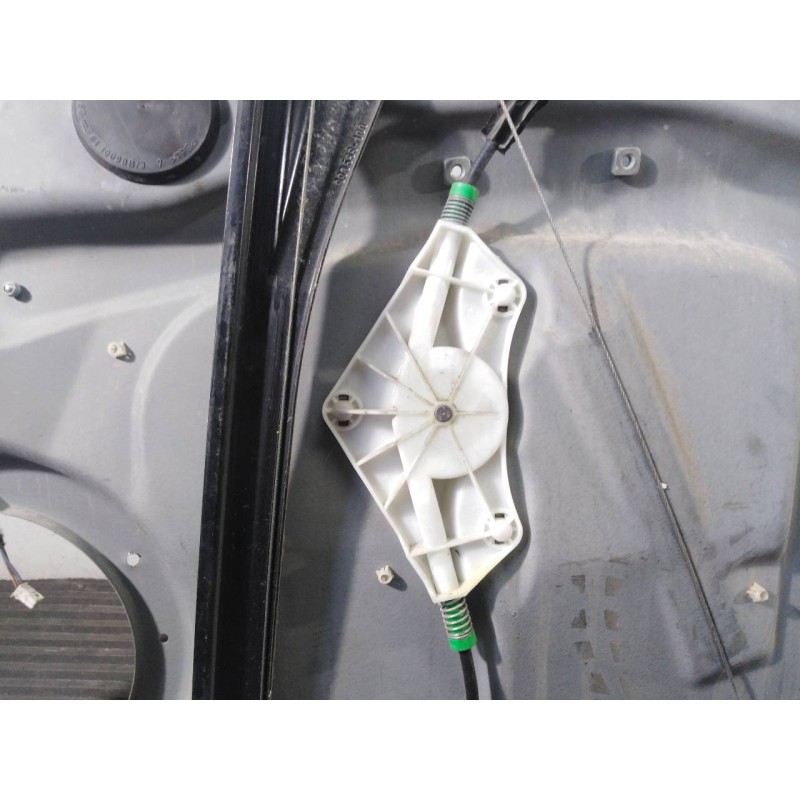 Recambio de elevalunas delantero izquierdo para mercedes-benz clase b (w245) referencia OEM IAM A1697202979  P2-B3-13