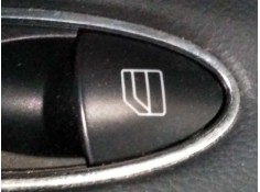 MANDO ELEVALUNAS TRASERO DERECHO 