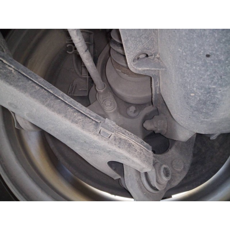 Recambio de mangueta trasera derecha para mercedes-benz clase c (w204) berlina c 200 cdi (204.007) referencia OEM IAM   