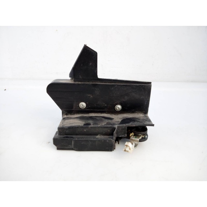 Recambio de cerradura puerta trasera derecha para dacia sandero stepway referencia OEM IAM 825022281RF  E1-A1-32-1