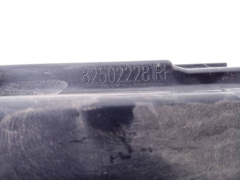 Recambio de cerradura puerta trasera derecha para dacia sandero stepway referencia OEM IAM 825022281RF  E1-A1-32-1