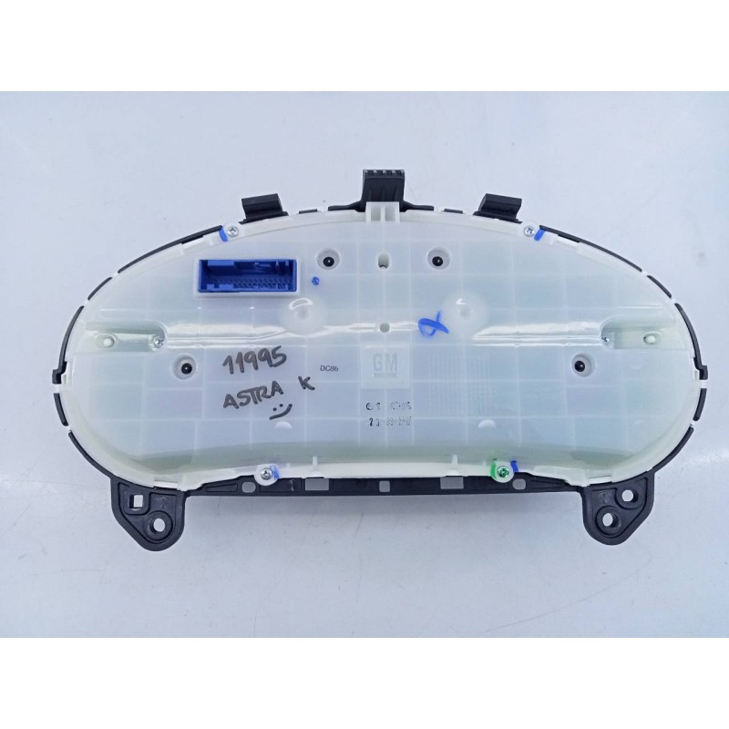 Recambio de cuadro instrumentos para opel astra k sports tourer dynamic referencia OEM IAM 39102855  E3-A5-17-2