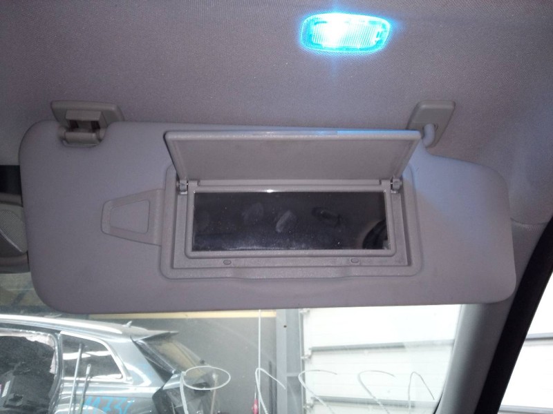 Recambio de parasol derecho para mercedes-benz clase c (w204) berlina c 200 cdi (204.007) referencia OEM IAM   