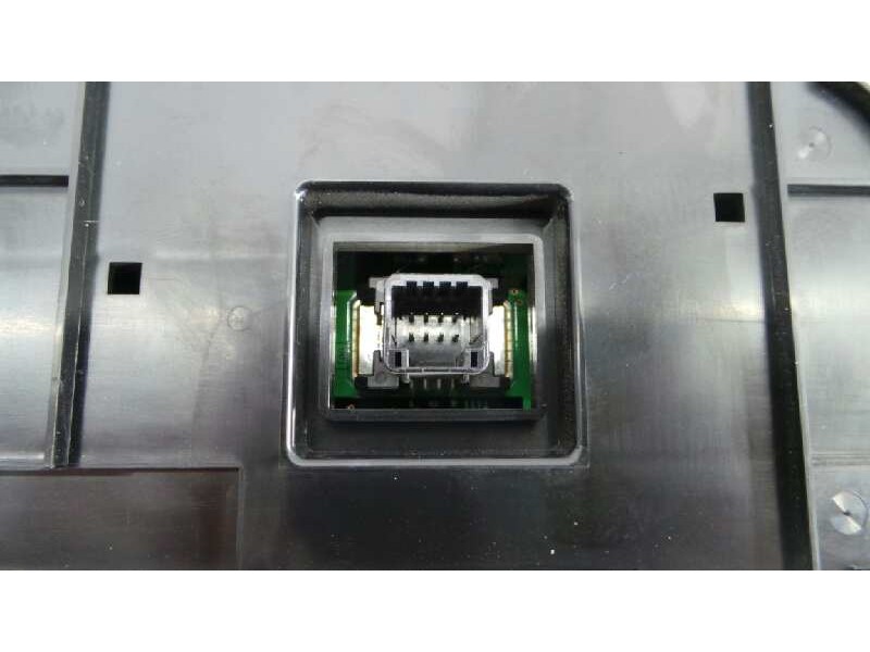 Recambio de mando climatizador para toyota rav 4 advance referencia OEM IAM 5590042410  E3-B2-3-3