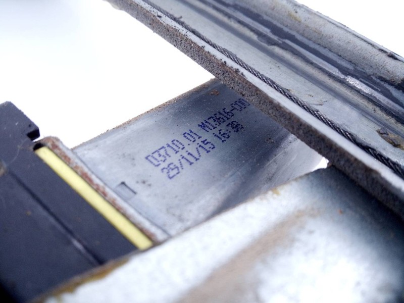 Recambio de elevalunas delantero izquierdo para dacia sandero stepway referencia OEM IAM 0371001M13616000  E1-A1-44-2