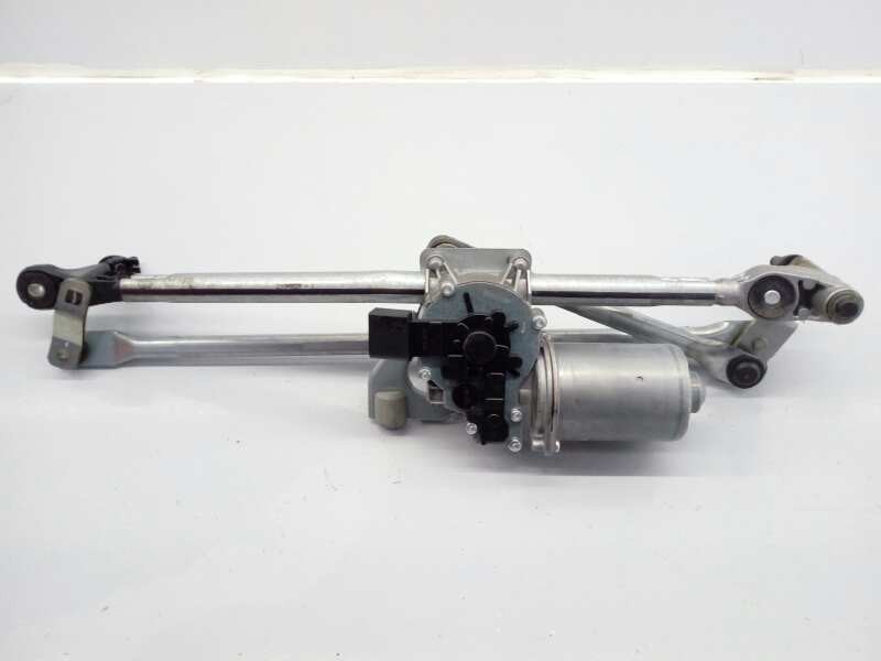 Recambio de motor limpia delantero para bmw x1 (e84) sdrive 20d referencia OEM IAM 299246501 W14109 E1-A3-40-1