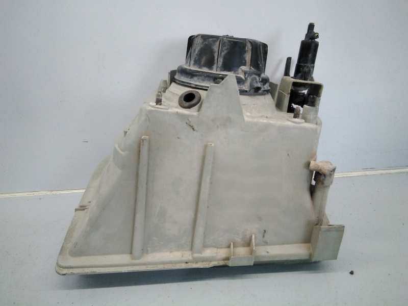 Recambio de faro derecho para renault rapid/express (f40) 1.4 familiar kat (f407/40v) referencia OEM IAM   E1-A1-46-2