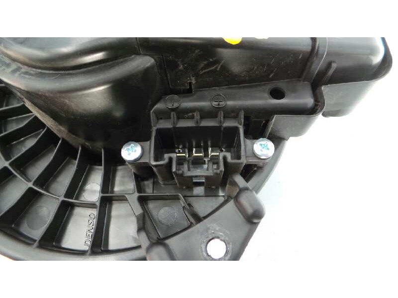 Recambio de ventilador calefaccion para toyota rav 4 advance referencia OEM IAM 2727008104  E2-B4-14-2