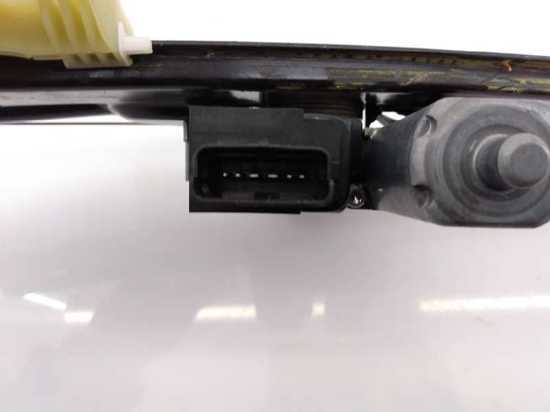 Recambio de elevalunas delantero izquierdo para peugeot expert furgón pro standard referencia OEM IAM 0130824011  E1-A4-8-2