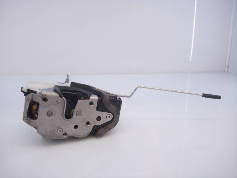 Recambio de cerradura puerta delantera derecha para opel astra j lim. 4türig excellence referencia OEM IAM 1357952  E2-B6-29-2