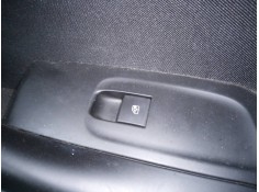 MANDO ELEVALUNAS DELANTERO DERECHO 