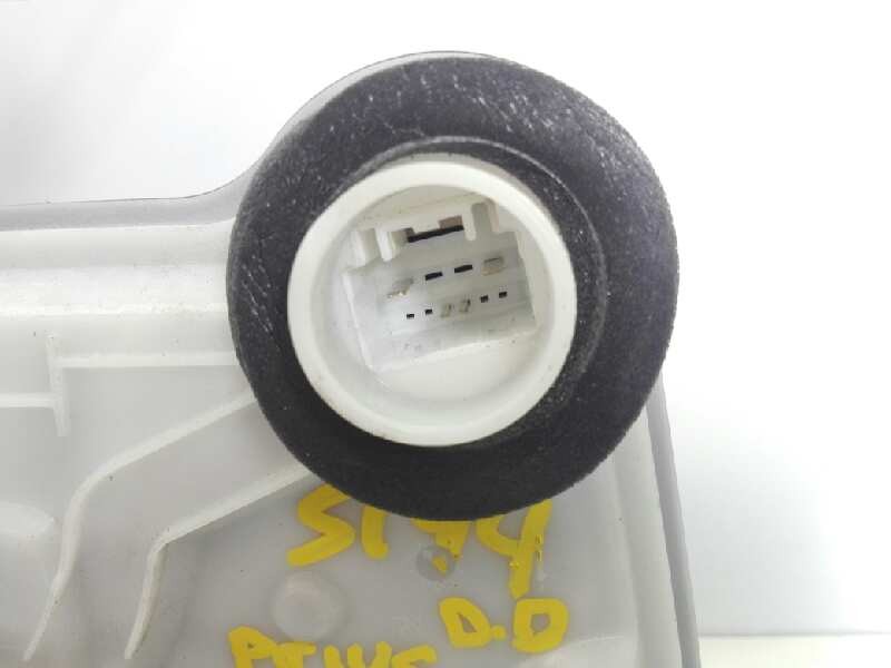 Recambio de cerradura puerta delantera derecha para toyota prius+ eco referencia OEM IAM D55073016  E2-B4-15-1