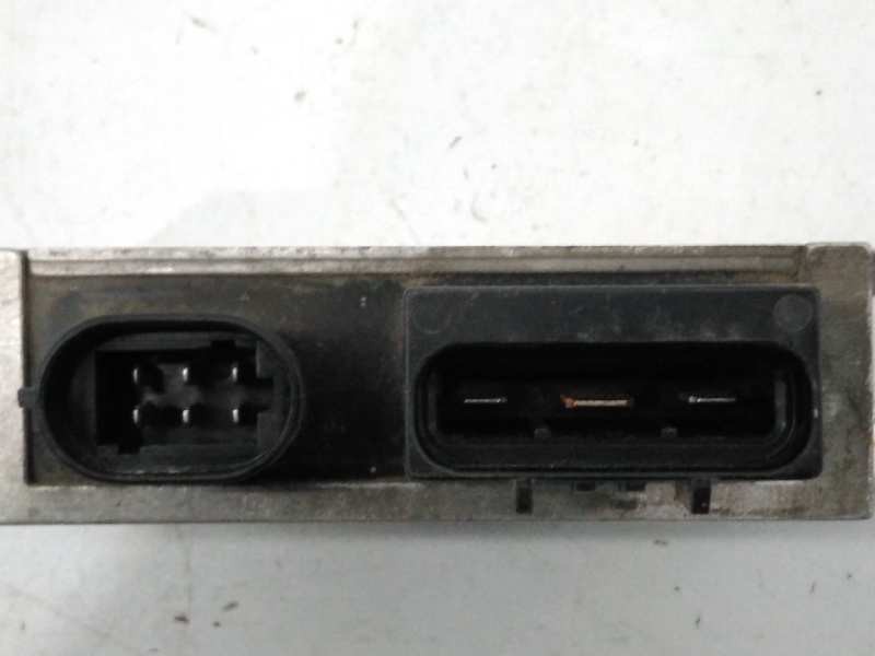 Recambio de caja precalentamiento para renault megane i classic (la0) referencia OEM IAM   E2-A1-39-7