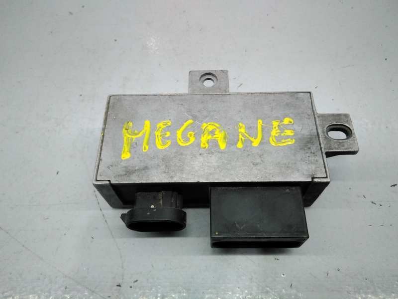 Recambio de caja precalentamiento para renault megane i classic (la0) referencia OEM IAM   E2-A1-39-7