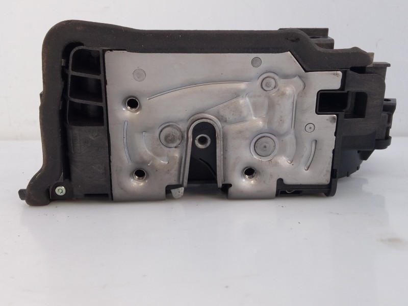 Recambio de cerradura puerta delantera derecha para bmw serie x1 (f48) sdrive18d referencia OEM IAM 728193411 170503 E1-A3-3-1