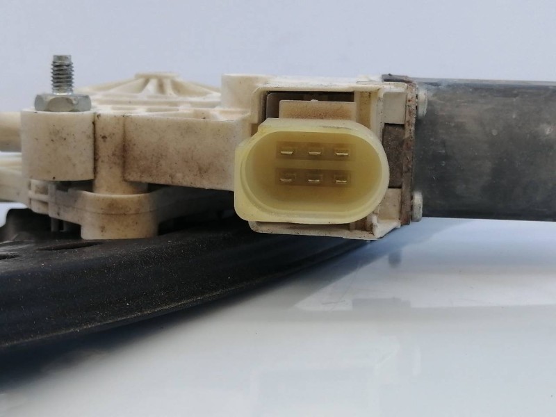 Recambio de elevalunas delantero derecho para bmw serie 3 touring (e91) 320i referencia OEM IAM   