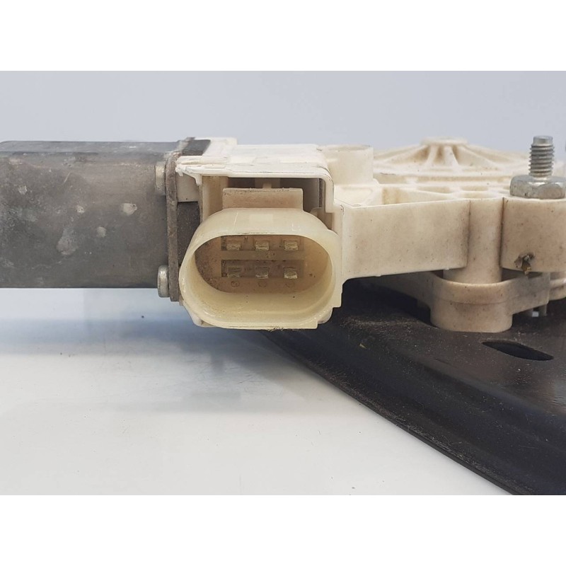 Recambio de elevalunas delantero izquierdo para bmw serie 3 touring (e91) 320i referencia OEM IAM 7060265  E1-A3-15-2