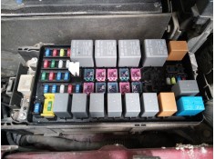 CAJA RELES / FUSIBLES 911613E010 