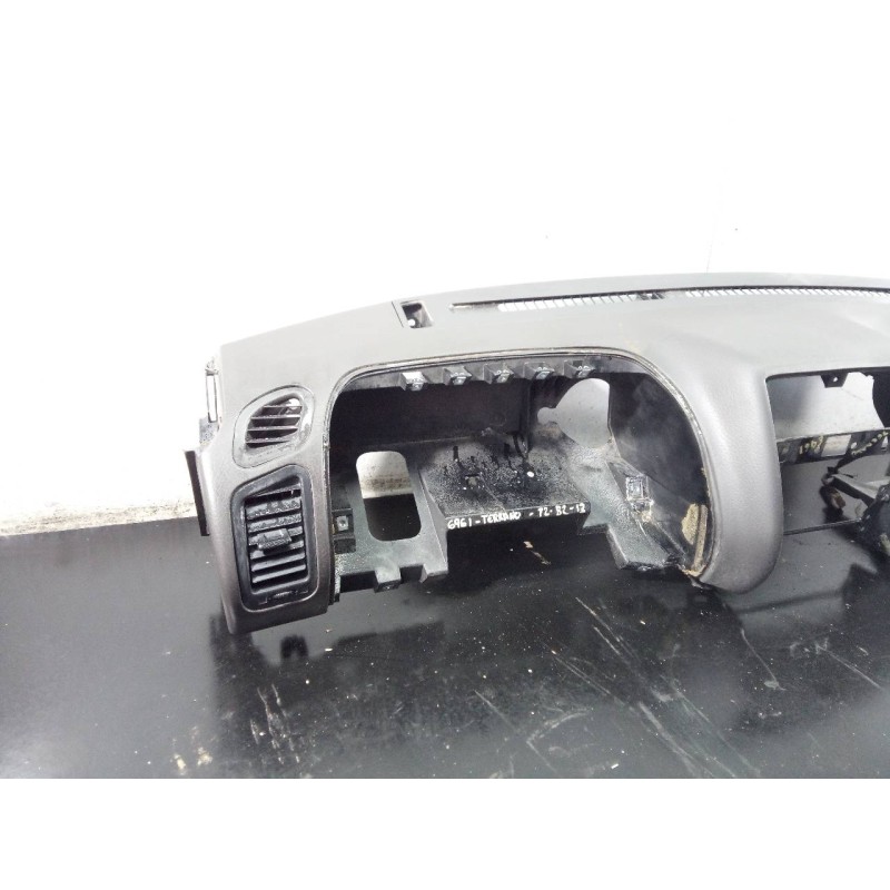 Recambio de salpicadero para nissan terrano/terrano.ii (r20) luxury referencia OEM IAM   P2-A1-17