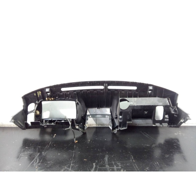 Recambio de salpicadero para nissan terrano/terrano.ii (r20) luxury referencia OEM IAM   P2-A1-17