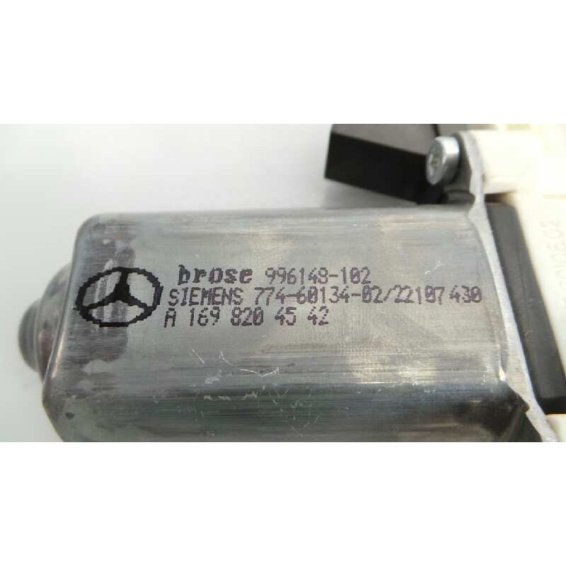 Recambio de motor elevalunas trasero izquierdo para mercedes-benz clase b (w245) referencia OEM IAM A1698204542  E1-A2-4-1