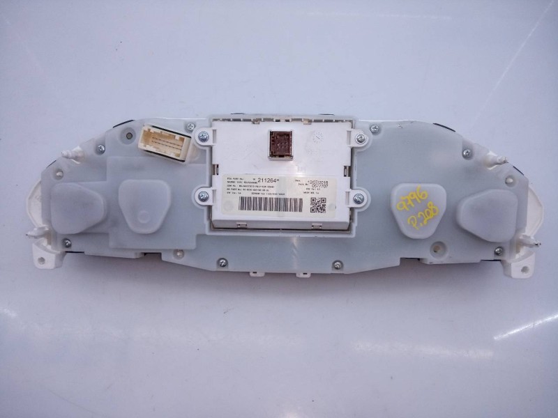 Recambio de cuadro instrumentos para peugeot 208 (p2) allure referencia OEM IAM 9821126480  E3-B2-28-1