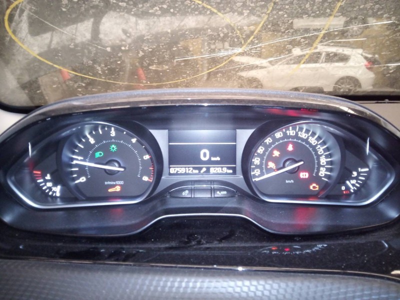 Recambio de cuadro instrumentos para peugeot 208 (p2) allure referencia OEM IAM 9821126480  E3-B2-28-1