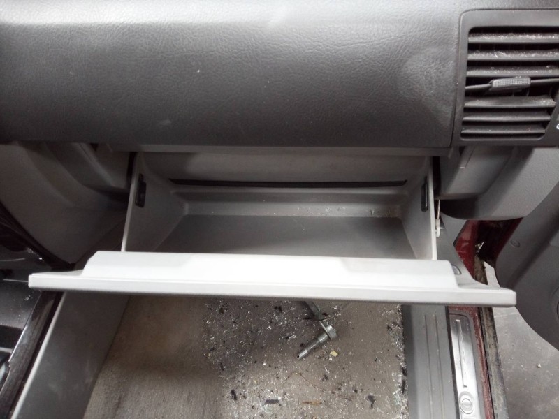 Recambio de guantera para kia sorento 2.5 crdi concept referencia OEM IAM   