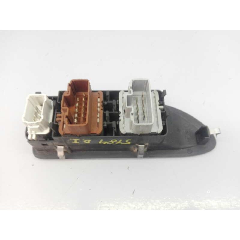 Recambio de mando elevalunas delantero izquierdo para renault laguna ii (bg0) authentique referencia OEM IAM 8200315042  E2-A1-3