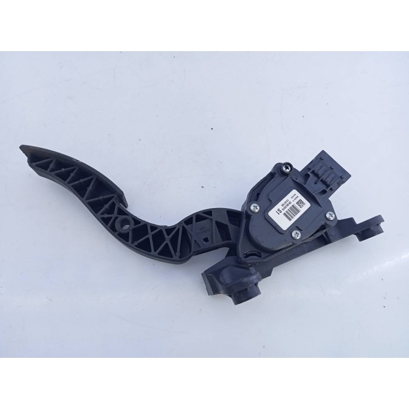 Recambio de pedal acelerador para kia rio concept referencia OEM IAM 124753  E3-A3-23-4