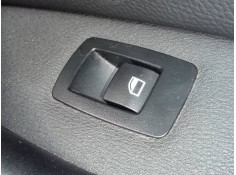 MANDO ELEVALUNAS TRASERO DERECHO 