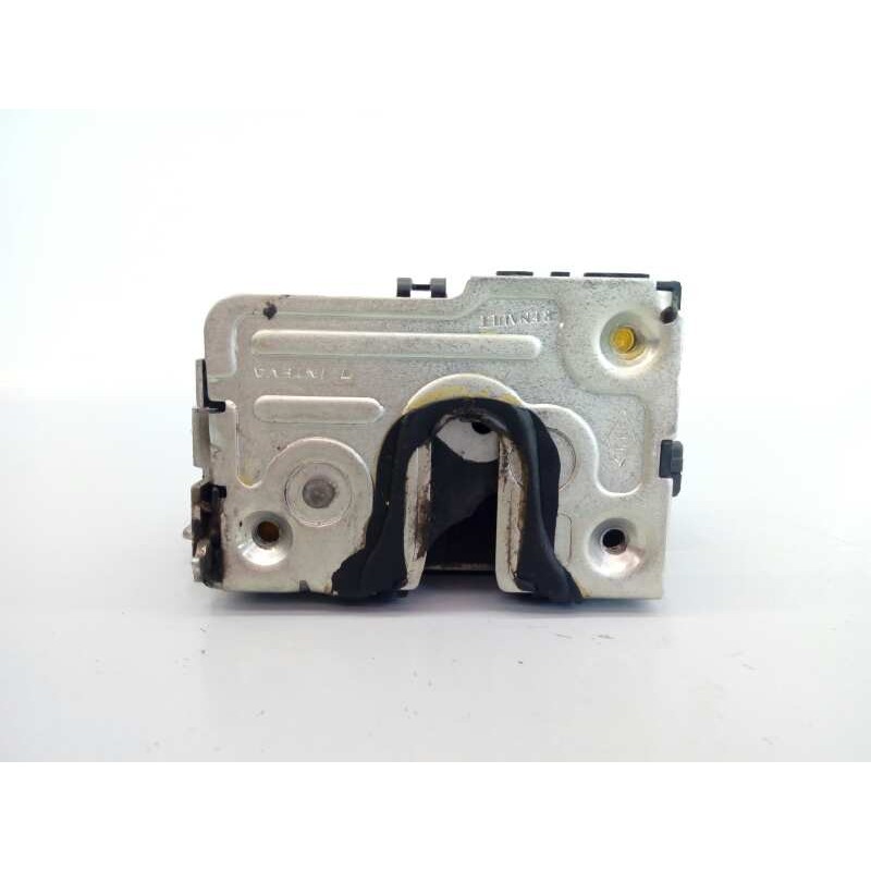 Recambio de cerradura puerta trasera derecha para dacia duster laureate 4x2 referencia OEM IAM   E1-A1-8-3