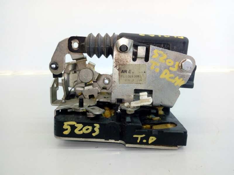 Recambio de cerradura puerta trasera derecha para dacia duster laureate 4x2 referencia OEM IAM   E1-A1-8-3