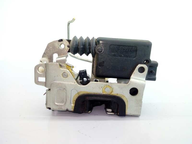 Recambio de cerradura puerta trasera izquierda para dacia duster laureate 4x2 referencia OEM IAM   E1-A1-8-3